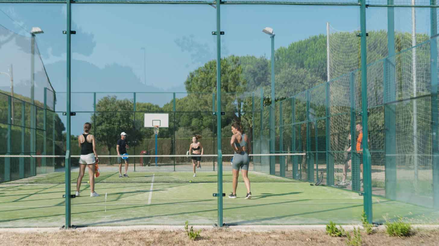 camping-palamos-esports-1.jpg